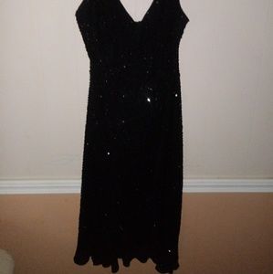 BLUSHE Impression Full Beaded Dress Sz 4 Black